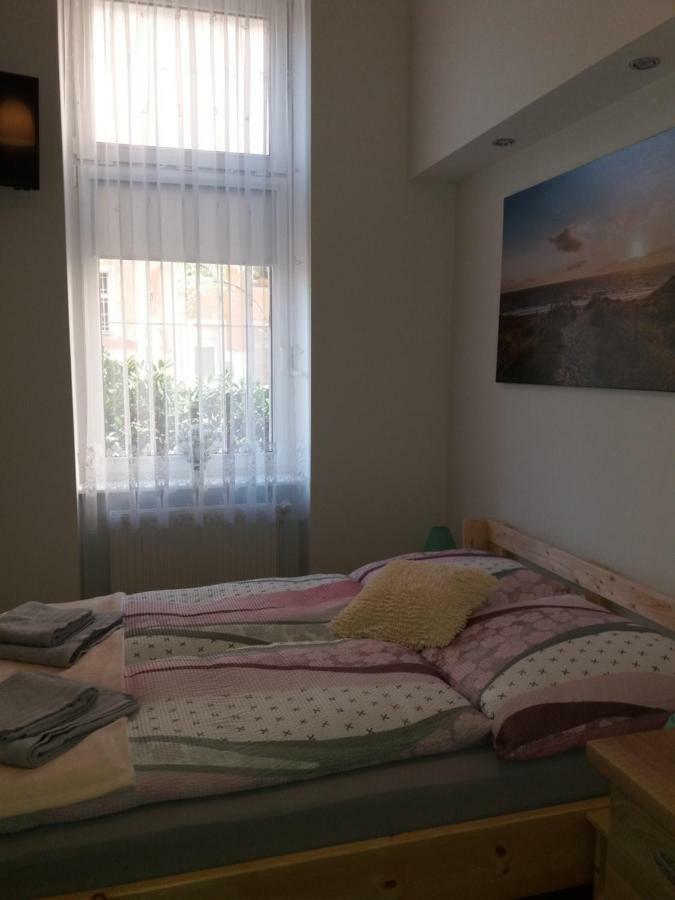 Ferienwohnung Берлин Экстерьер фото